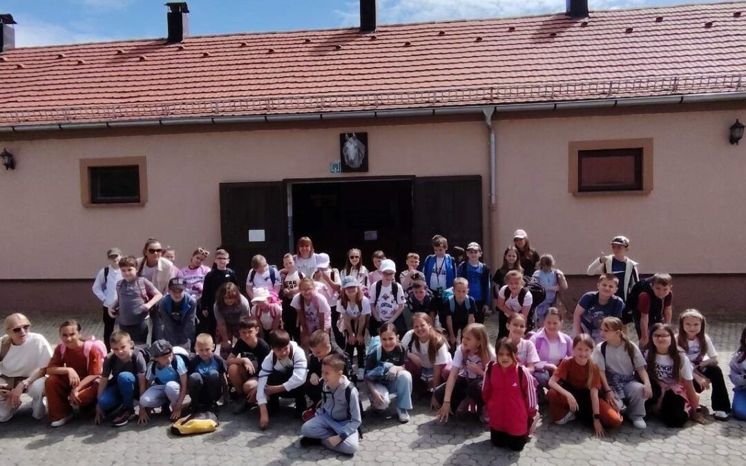 2. razredi na terenskoj nastavi u Đakovu